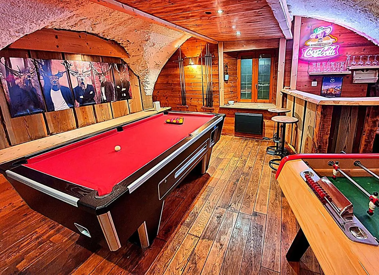 Le Cosy Lodge Departs Ski Alpe D'Huez 2 Alpes La Grave Et Col D'Ornon Detente Jacuzzi Piscine Sauna Bar Billard Le Bourg-d'Oisans